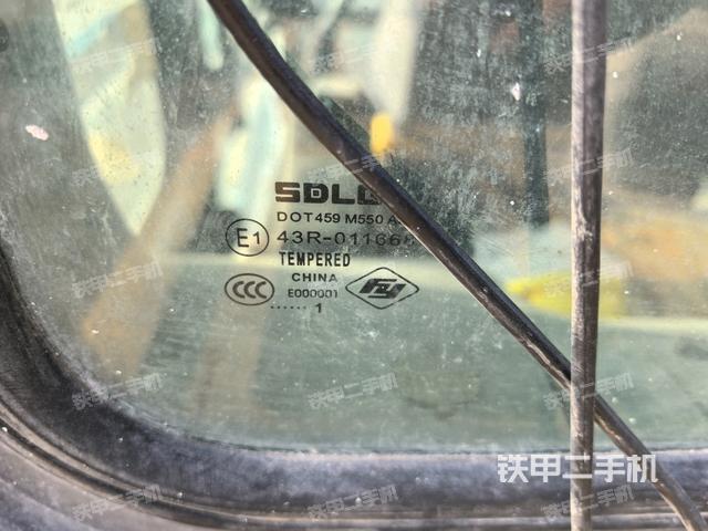 后窗玻璃角標(biāo)（駕駛室部分）