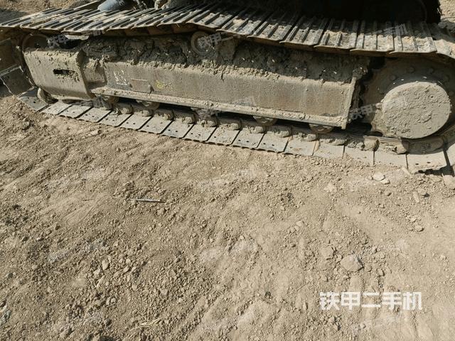 左側(cè)履帶整體?（行走機(jī)構(gòu)）