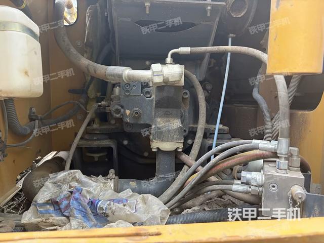 液壓泵室(大件艙室) 液壓泵室(大件艙室)