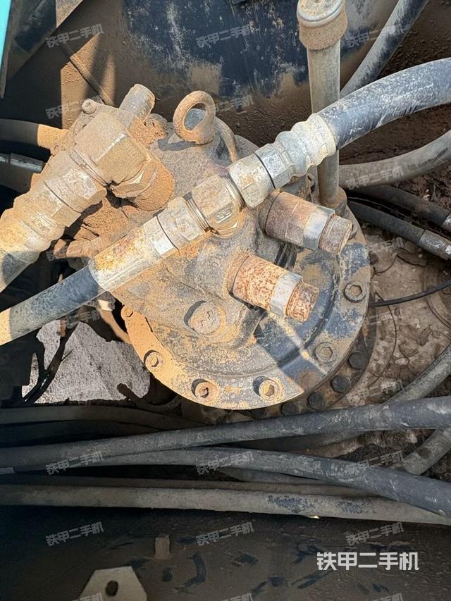 駕駛室頂部俯視(上車部件) 駕駛室頂部俯視(上車部件)