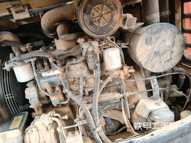 發(fā)動機(jī)整體俯視（整機(jī)外觀）