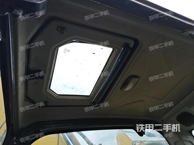 頂棚整體(駕駛室部分) 頂棚整體(駕駛室部分)