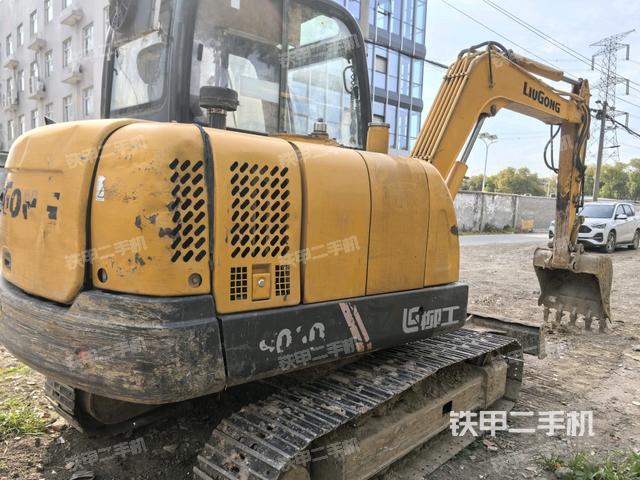 右后45(整機外觀) 右后45(整機外觀)