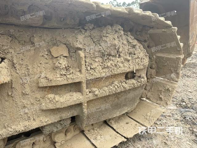 左側(cè)履帶整體?（行走機構(gòu)）