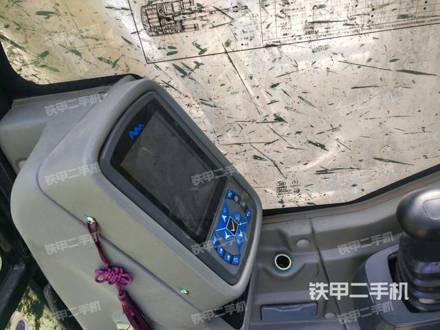 顯示屏?(駕駛室部分) 顯示屏?(駕駛室部分)