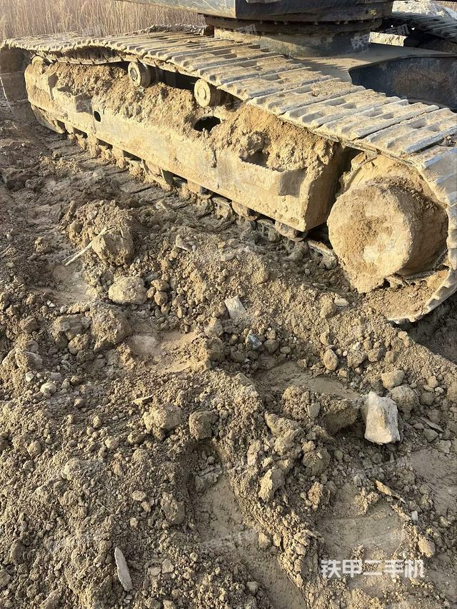 单侧履带整体（整机外观）