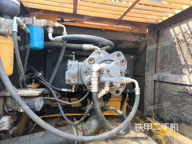 電瓶（大件艙室）