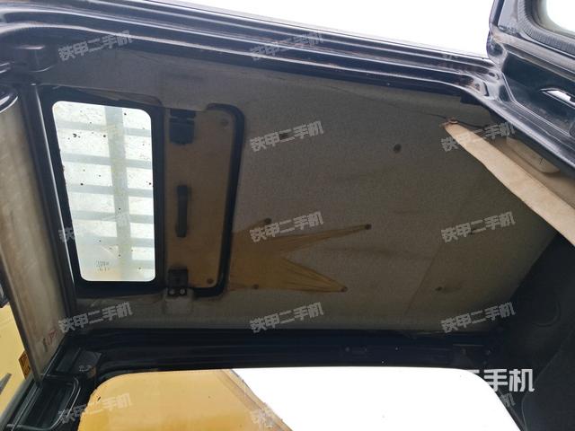 頂棚整體（駕駛室部分）