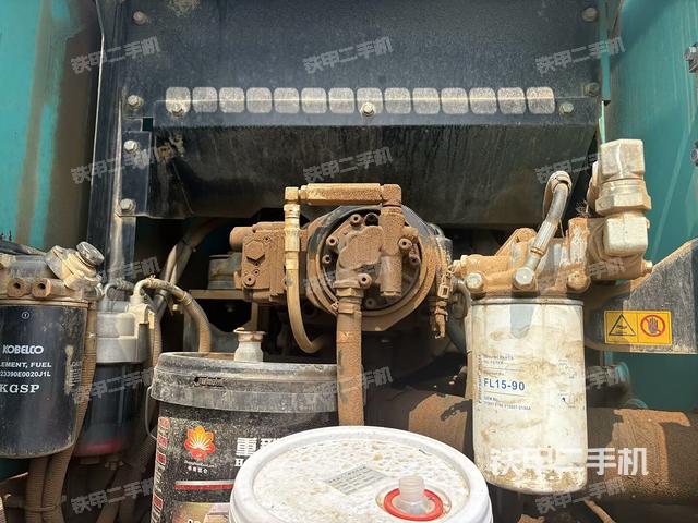 液壓泵斜45?左(大件艙室) 液壓泵斜45?左(大件艙室)