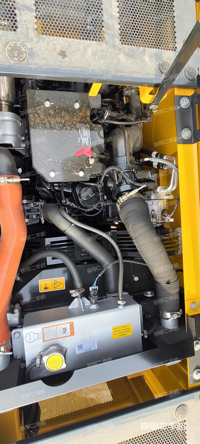 发动机整体俯视（整机外观）