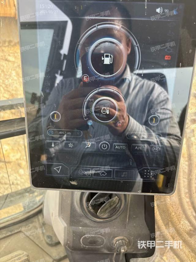 右側(cè)玻璃角標(biāo)（駕駛室部分）