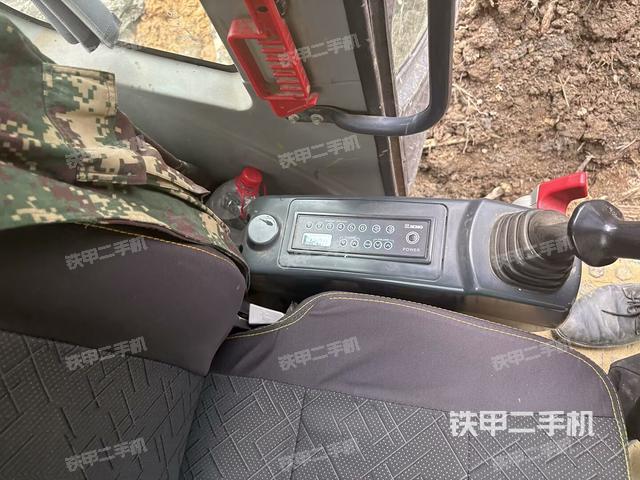 小時(shí)表(駕駛室部分) 小時(shí)表(駕駛室部分)