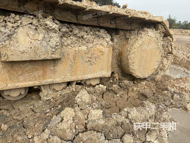 左側(cè)行走馬達(dá)蓋板（行走機(jī)構(gòu)）