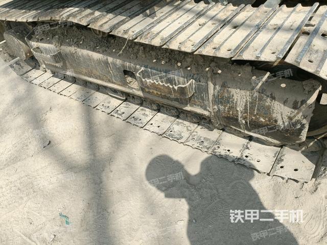 右側(cè)履帶整體?（行走機構(gòu)）