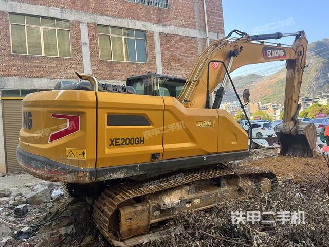 整機(jī)右后45°(整機(jī)外觀) 整機(jī)右后45°(整機(jī)外觀)