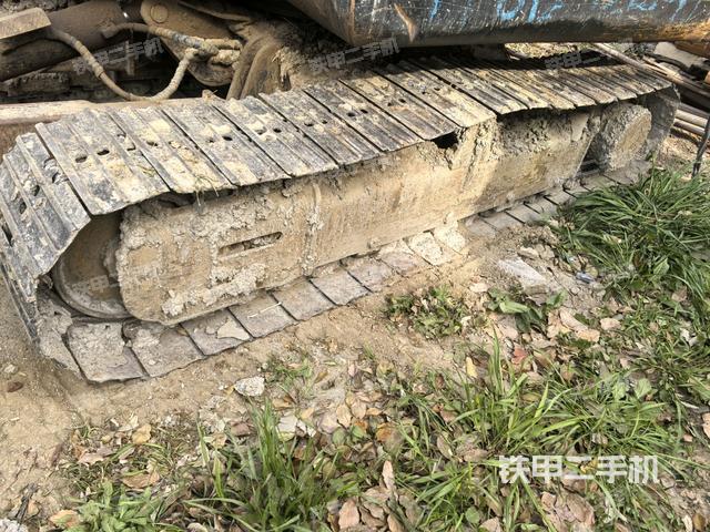 右側(cè)履帶整體?（行走機(jī)構(gòu)）