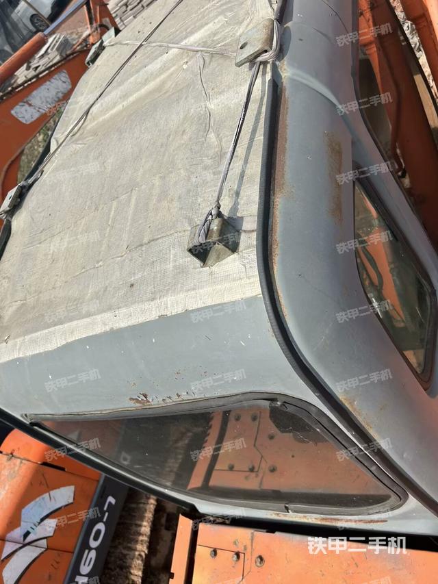 駕駛室頂部俯視(上車部件) 駕駛室頂部俯視(上車部件)