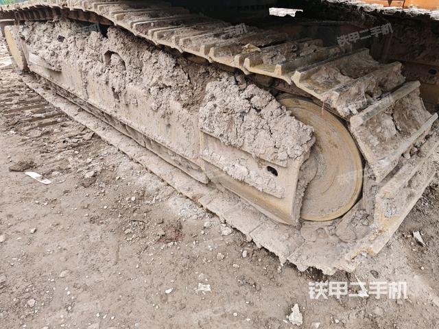 右側(cè)履帶整體（行走機(jī)構(gòu)）