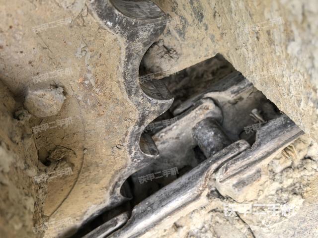 左側(cè)行走馬達(dá)蓋板（行走機(jī)構(gòu)）