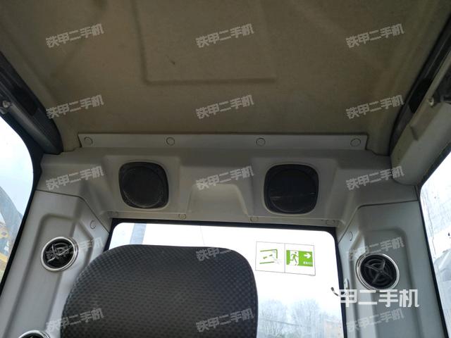 座椅后部(駕駛室部分) 座椅后部(駕駛室部分)