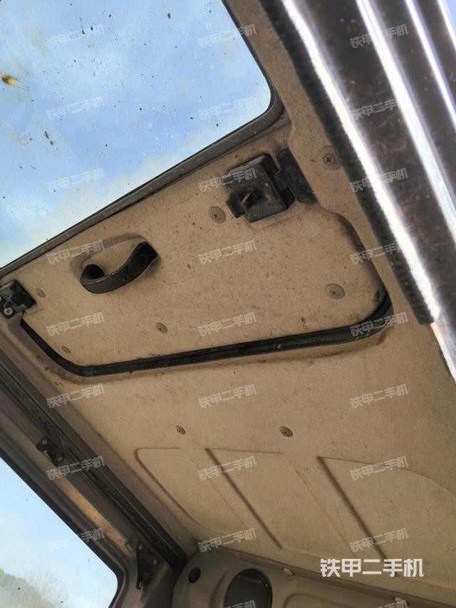 頂棚整體（駕駛室部分）