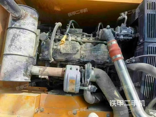 發(fā)動(dòng)機(jī)整體俯視(整機(jī)外觀) 發(fā)動(dòng)機(jī)整體俯視(整機(jī)外觀)