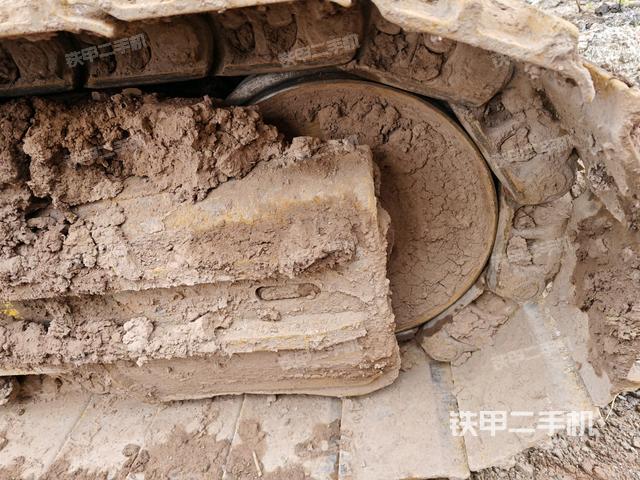 右導向輪(行走機構) 右導向輪(行走機構)