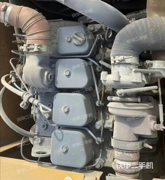 發(fā)動機(jī)整體俯視(整機(jī)外觀) 發(fā)動機(jī)整體俯視(整機(jī)外觀)