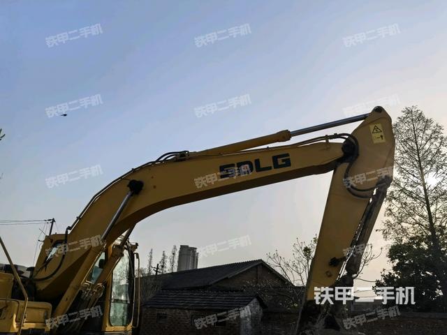 大臂整體?右側(cè)（工作和回轉(zhuǎn)裝置）