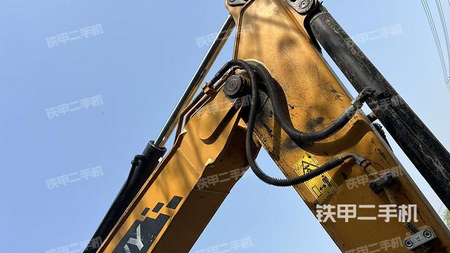 小臂整體右前（工作和回轉(zhuǎn)裝置）