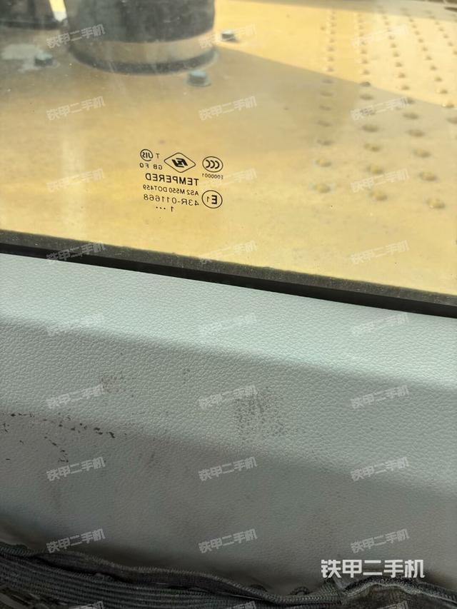 座椅后部（駕駛室部分）