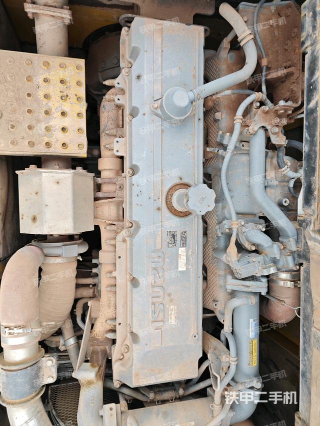 氣門室蓋螺絲特寫（上車部件）