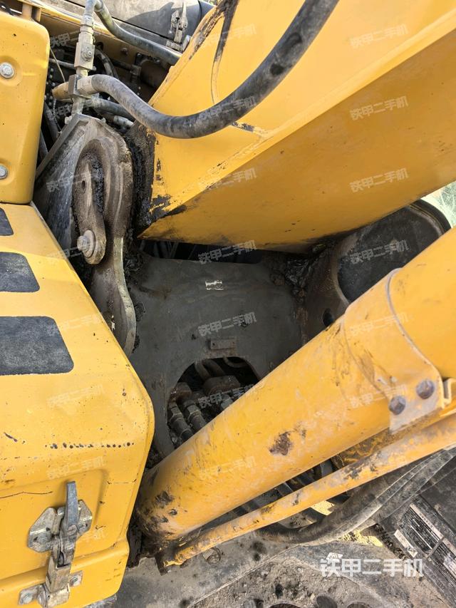 大臂根部?斜視（工作和回轉(zhuǎn)裝置）