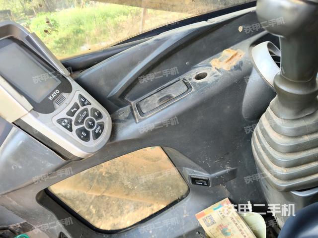 座椅后部（駕駛室部分）