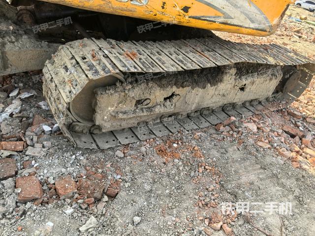 左側(cè)履帶整體?（行走機(jī)構(gòu)）