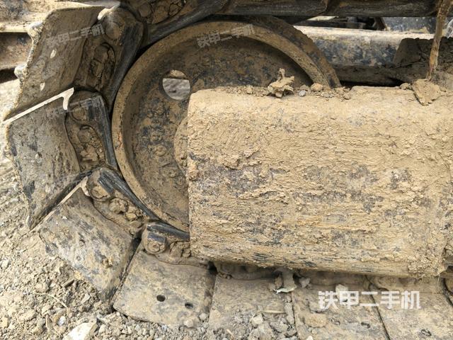 右導向輪(行走機構) 右導向輪(行走機構)