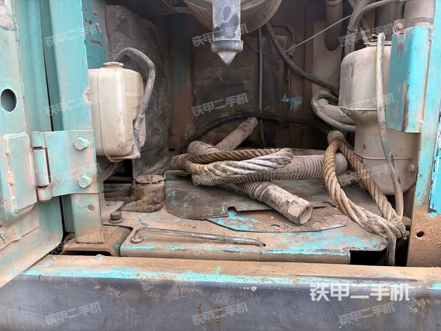 液壓泵室(大件艙室) 液壓泵室(大件艙室)