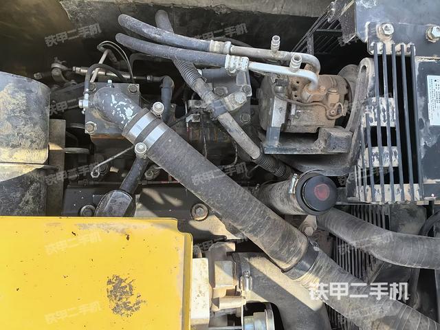 發(fā)動機(jī)整體俯視(整機(jī)外觀) 發(fā)動機(jī)整體俯視(整機(jī)外觀)