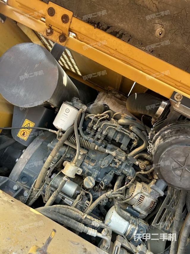 發(fā)動機(jī)室（上車部件）