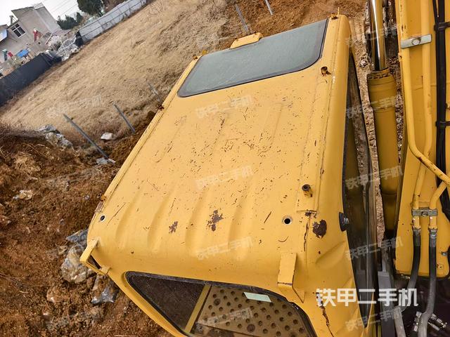 駕駛室頂部（整機(jī)外觀）