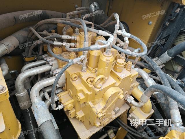 分配閥（上車部件）