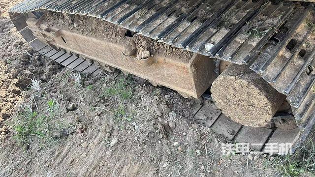 右側履帶整體（行走機構）