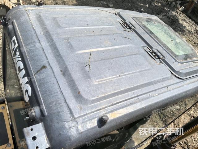 駕駛室頂部俯視（上車部件）