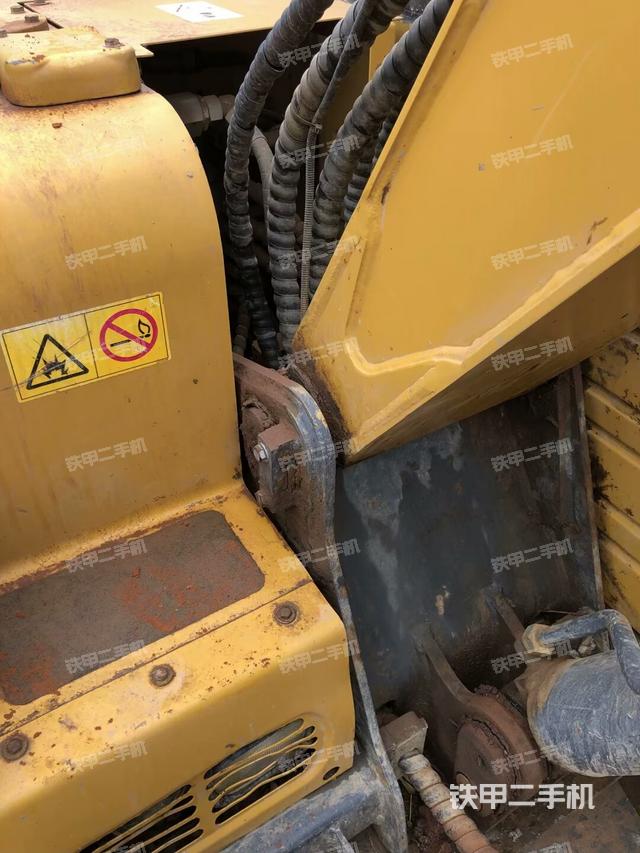 大臂根部?斜（工作和回轉裝置）