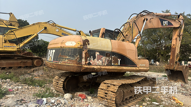 整機(jī)右后45°(整機(jī)外觀) 整機(jī)右后45°(整機(jī)外觀)