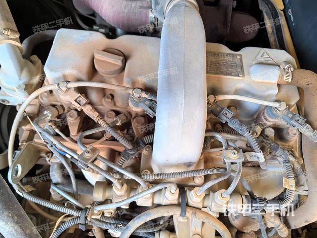 發(fā)動(dòng)機(jī)整體俯視（整機(jī)外觀）