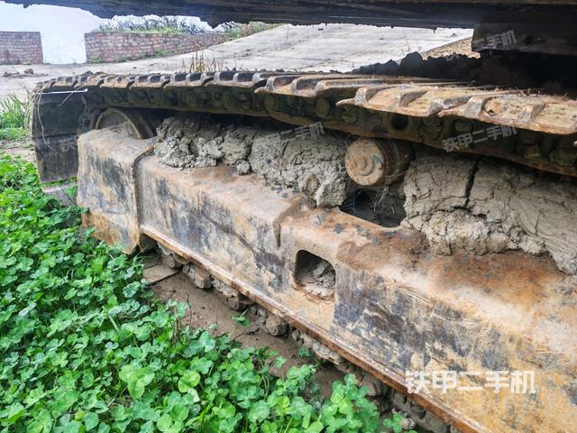 右側行走馬達蓋板(行走機構) 右側行走馬達蓋板(行走機構)