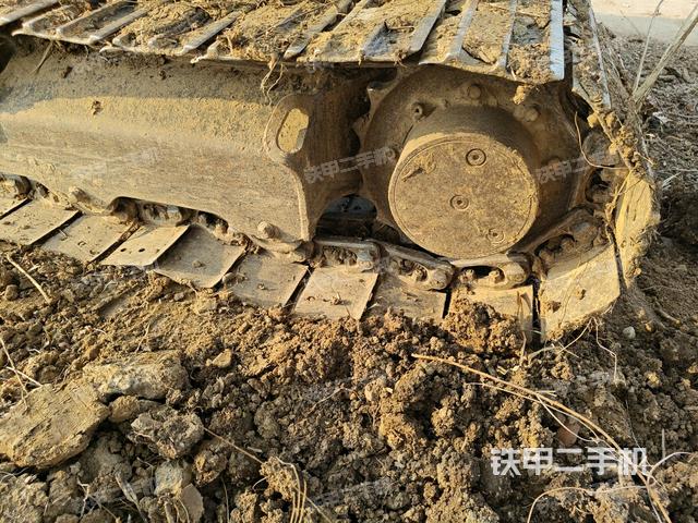 左側(cè)行走馬達(dá)蓋板（行走機(jī)構(gòu)）