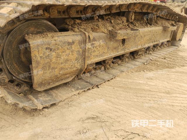 左側(cè)履帶整體?（行走機構(gòu)）