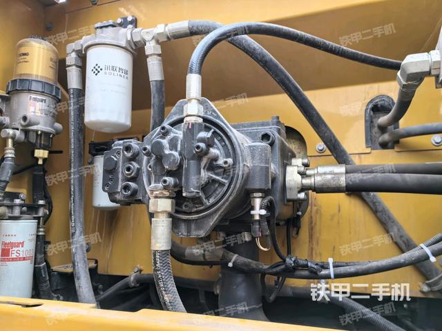 電瓶（大件艙室）